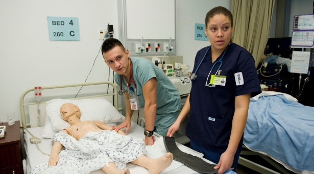 Du học Canada - Điều dưỡng (Practical Nursing) - Centennial College